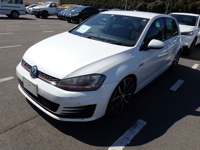 
								VOLKSWAGEN GOLF AUTOMATIC 2014 petrol for Sale full									