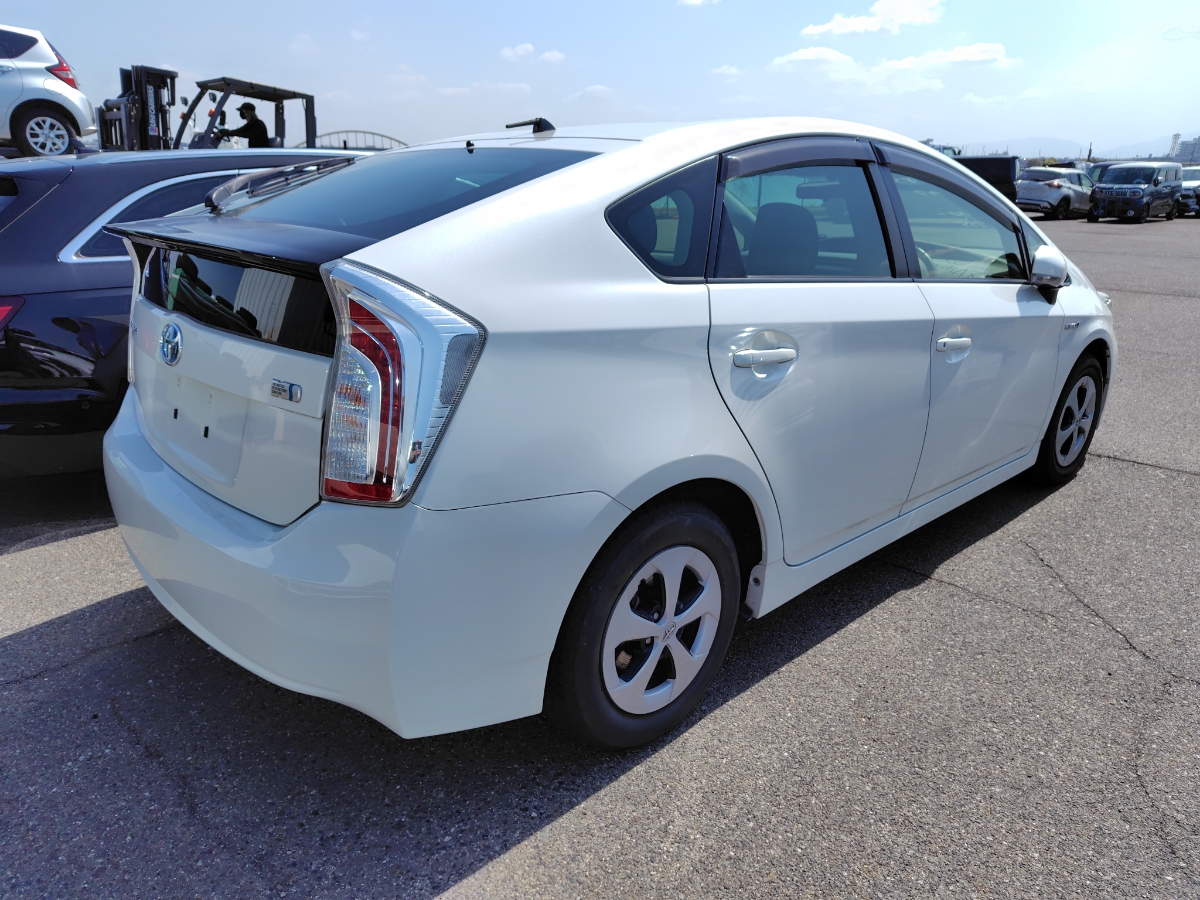 
								TOYOTA PRIUS AUTOMATIC 2014 hybrid for Sale full									